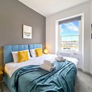 https://brand-new-2-bedroom-regency-apartment-in-cheltenham.cardiffhotelswales.com